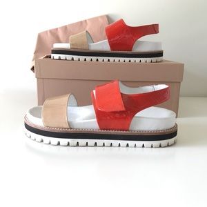 Erika Cavallini patent leather sandals Sz 36